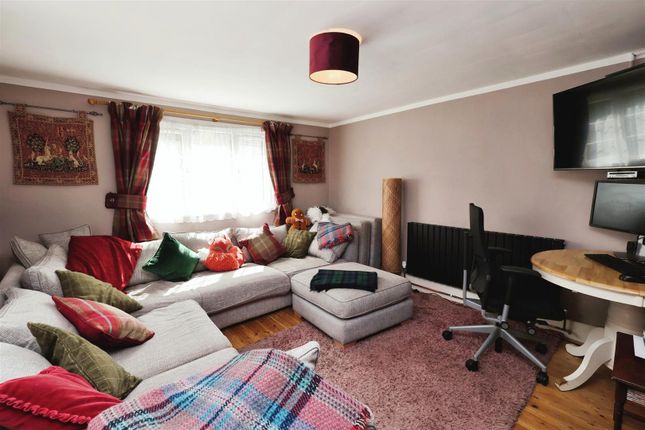 Acorn Cottage, 3, Icklingham Road, Bury St. Edmunds photo 4
