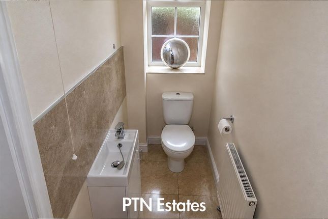 144, High Street, Brierley Hill photo 4