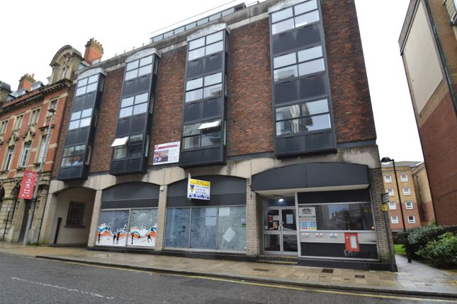 Office to let in 61-64 High Street, Southampton
