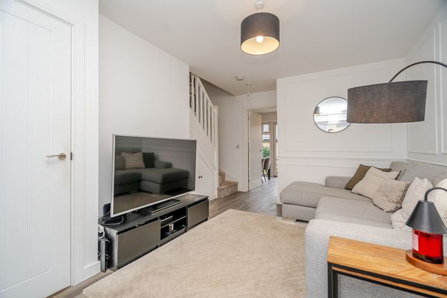 16, Baker Grove, Milton Keynes photo 4