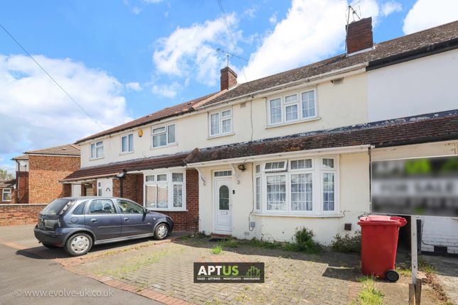 Terraced house for sale in Aylesbury Crescent, Slough