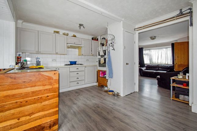 36, Kellet Avenue, Leyland photo 4