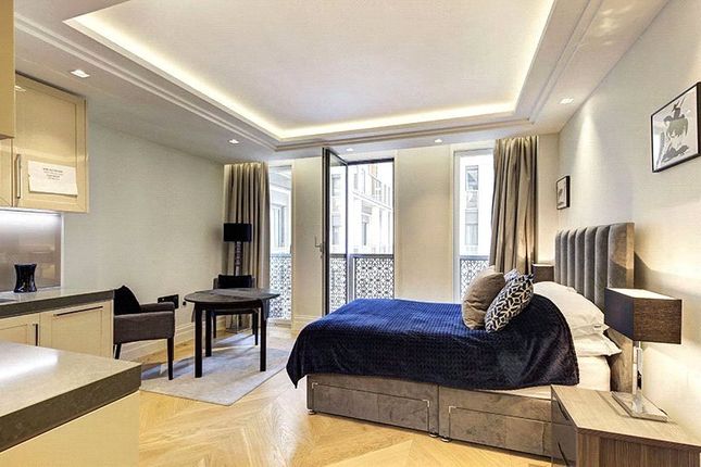 Studio flat on 16 Clement House, 190, Strand, London, £700,000