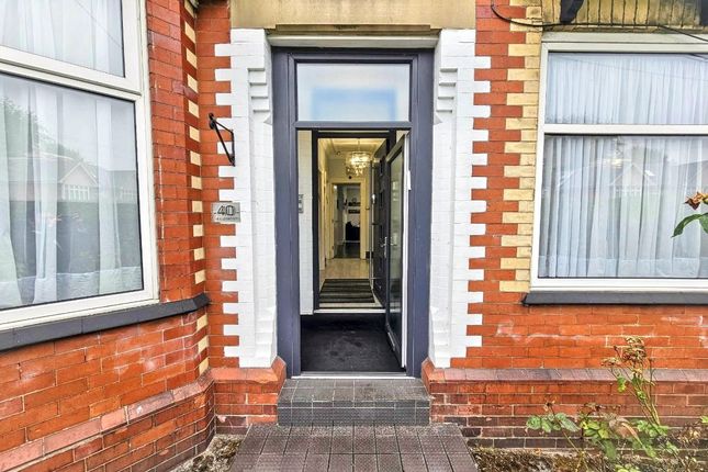 40 Waterpark Road, Salford photo 3