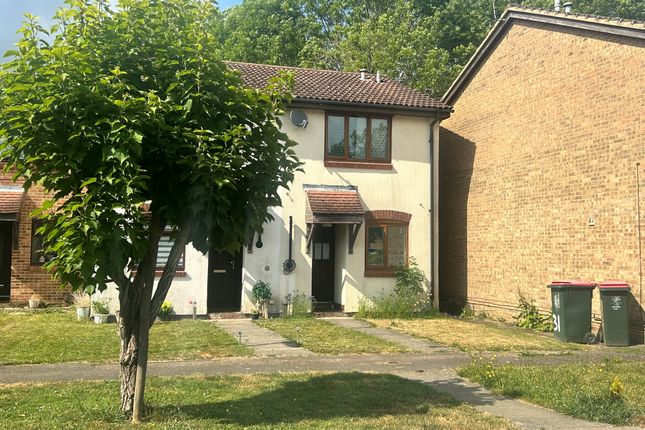 2 Bedroom Terraced in RH10 3SB