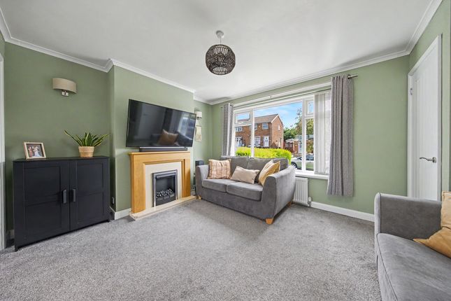 115, Broomfield Avenue, Chesterfield photo 2