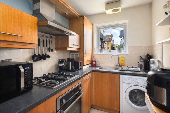 Flat 1,,, Boleyn House, London photo 3
