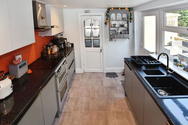 31, Jubilee Road, NEWTON ABBOT photo 3
