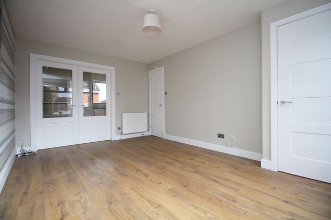 Glenbuck Avenue, Robroyston, Glasgow, G33 1LW, Glasgow photo 3