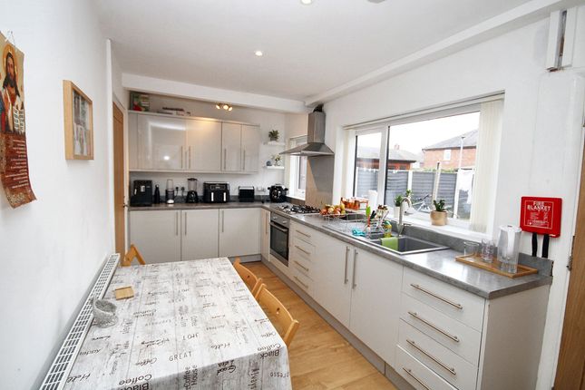 11 Higham Avenue, Warrington photo 2
