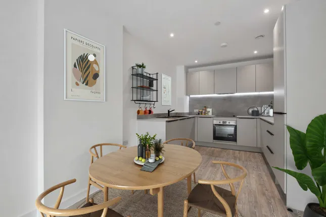 Sovereign Network Group - Post House