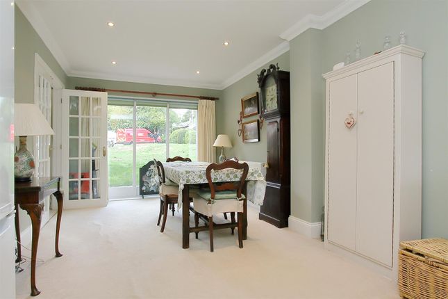 4, Fifehead Manor, Stockbridge photo 3