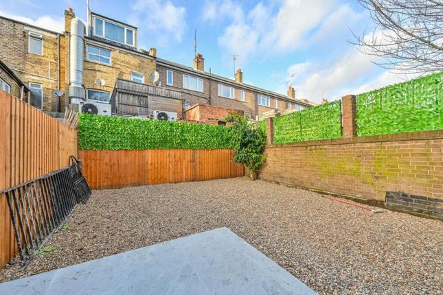 Terraced house to rent in Mayton Street, Holloway