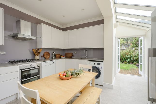 51, Bournemouth Road, London photo 3