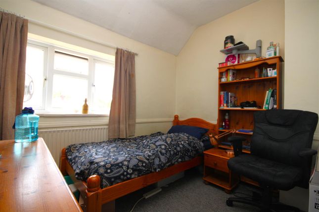 Property to rent in Northway, Guildford