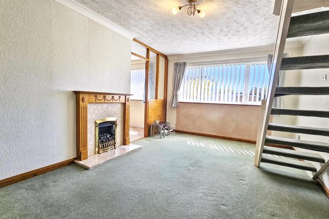 7, Bridport Close, Wigston photo 3