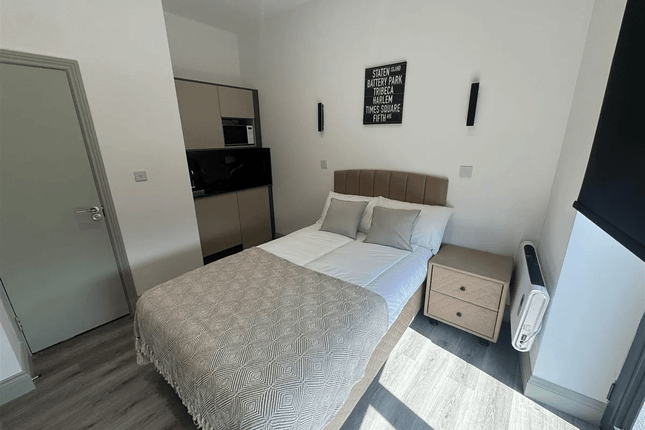 Room To Rent