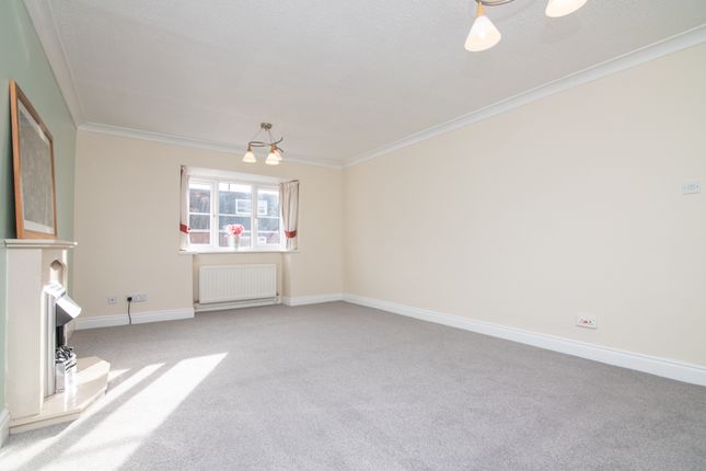 Flat for sale in New Road, Bromsgrove