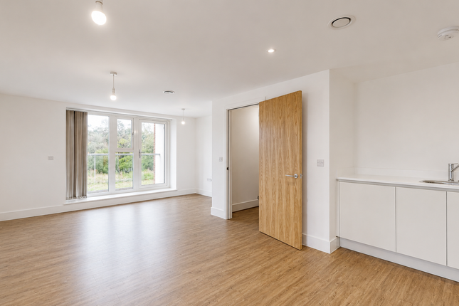 16, St Catherines House, Bicester photo 4