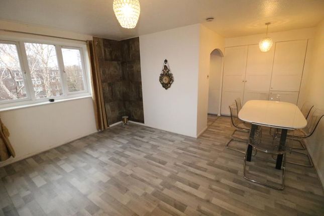 Thumbnail Flat to rent in Bream Close, Tottenham