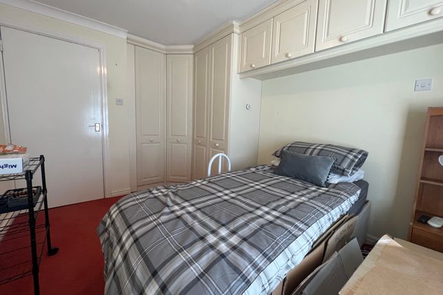 Flat for sale in Eastfield Road, Peterborough