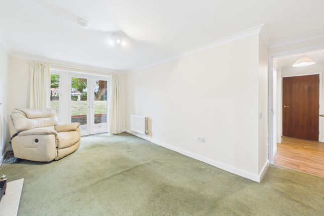 96 Woollerton Court, Princes Risborough photo 4