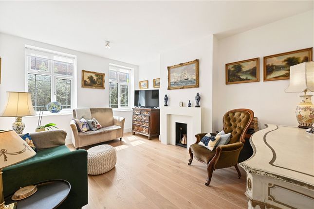 Thumbnail Flat for sale in Edwardes Square, London