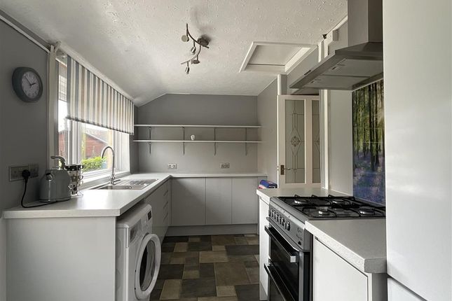 37, Tabernacle Road, Ammanford photo 3