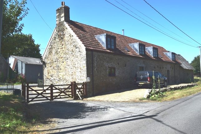 Thumbnail Detached house for sale in 56930 Pluméliau, Morbihan, Brittany, France