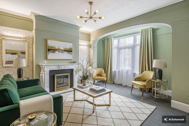 41 Castleview Gardens, Ilford photo 2