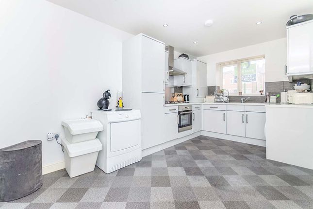 5, Parkfield Court, Greater Manchester photo 4