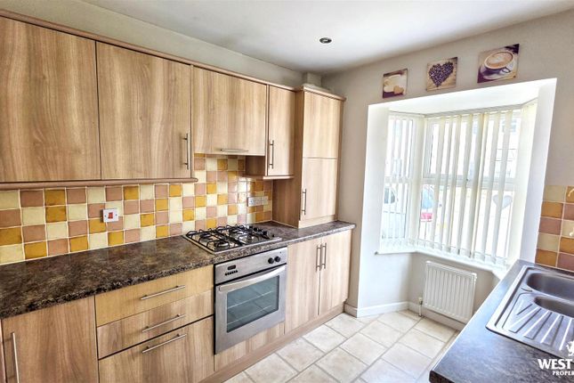 1, Victoria Court, Milford Haven photo 2