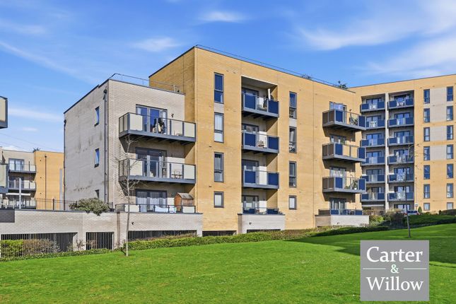 2-bed flat on 11 , Dalton House, Handley Page Road, Barking, £270,000