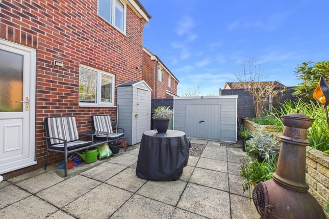 30, Longbow Avenue, Leeds photo 4