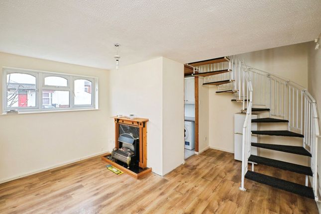 2, Minster Drive, West Midlands photo 2