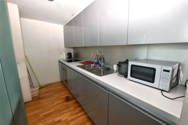 Apartment 522,, Silk Warehouse, Bradford photo 4