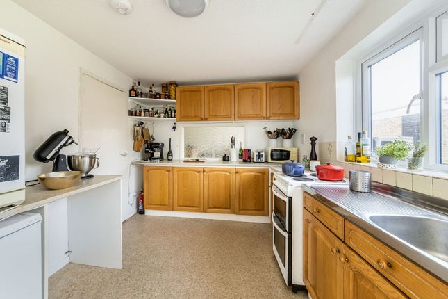 30 Medlicott Drive, Abingdon photo 2