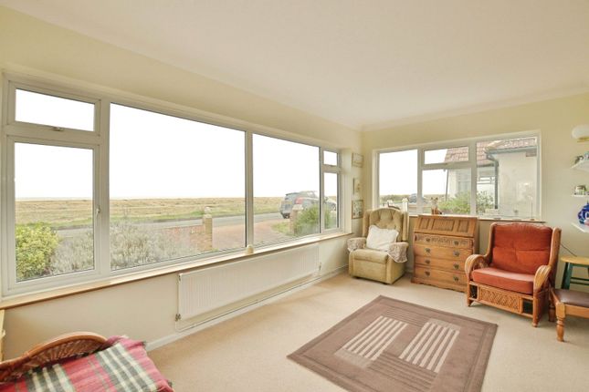 95, Coast Drive, Romney Marsh photo 2