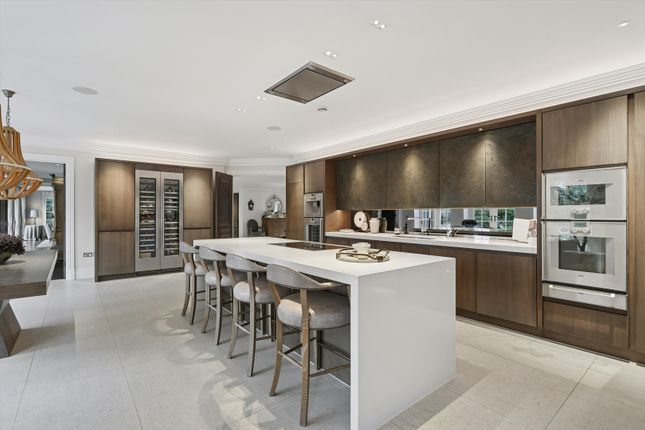 19, Esher Park Avenue, Esher photo 3