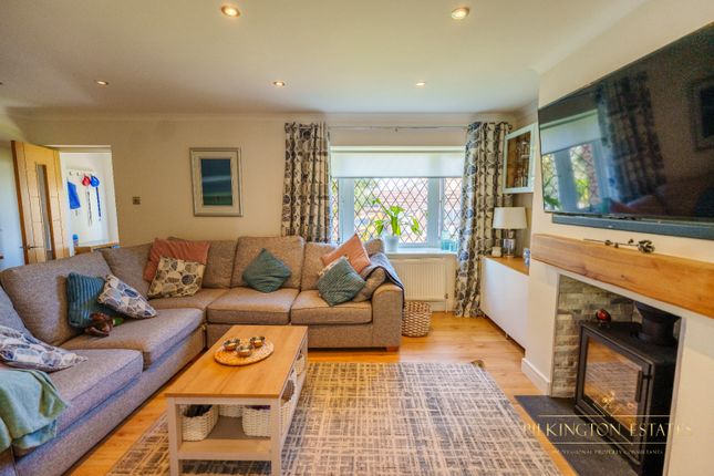 48 Bodrigan Road, Looe, Cornwall photo 3