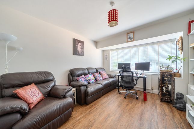 77, Hornhill Road, Rickmansworth photo 4