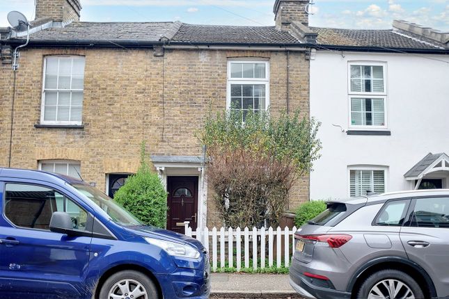Thumbnail Terraced house for sale in Primrose Hill, Chelmsford