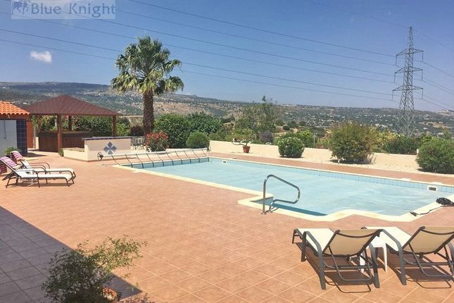 Bungalow for sale in Skoulli, Cyprus