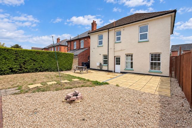 30 Brassey Road, Bournemouth photo 5