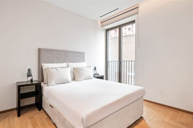 71, Fenman House, 5, Lewis Cubitt Walk, London photo 4