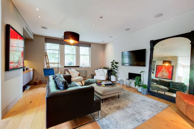 Maisonette to rent in Elm Park Gardens, Chelsea, London