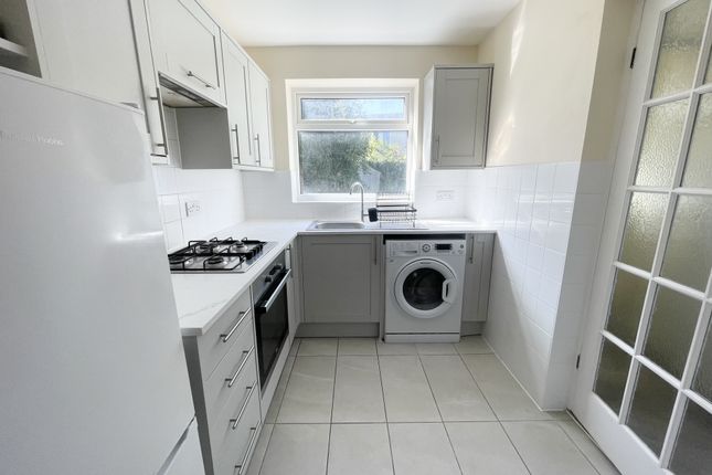 127, High Street, Epping photo 3