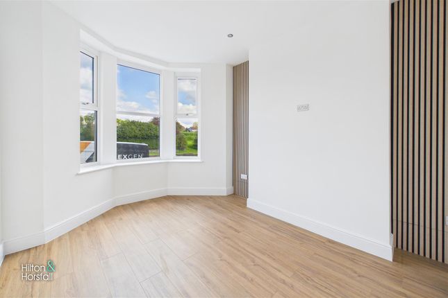 167, Skipton Road, Colne photo 2