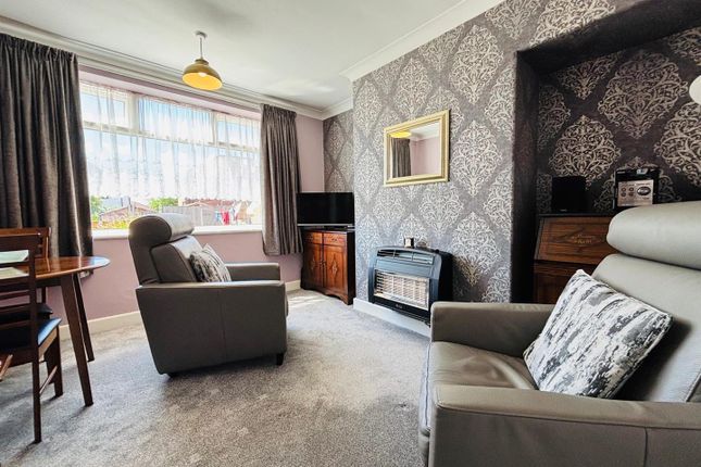88, Dixon Lane, Leeds photo 4
