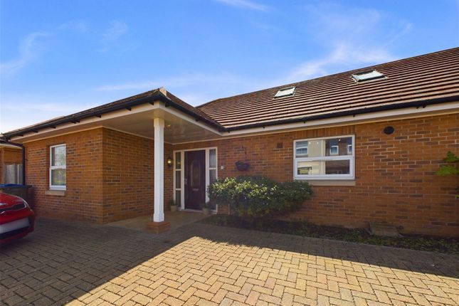 Thumbnail Property for sale in Glenbarrie Way, Ferring, Worthing